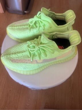 Glow Yeezy adidas Neon Lime Green Knit Sneakers